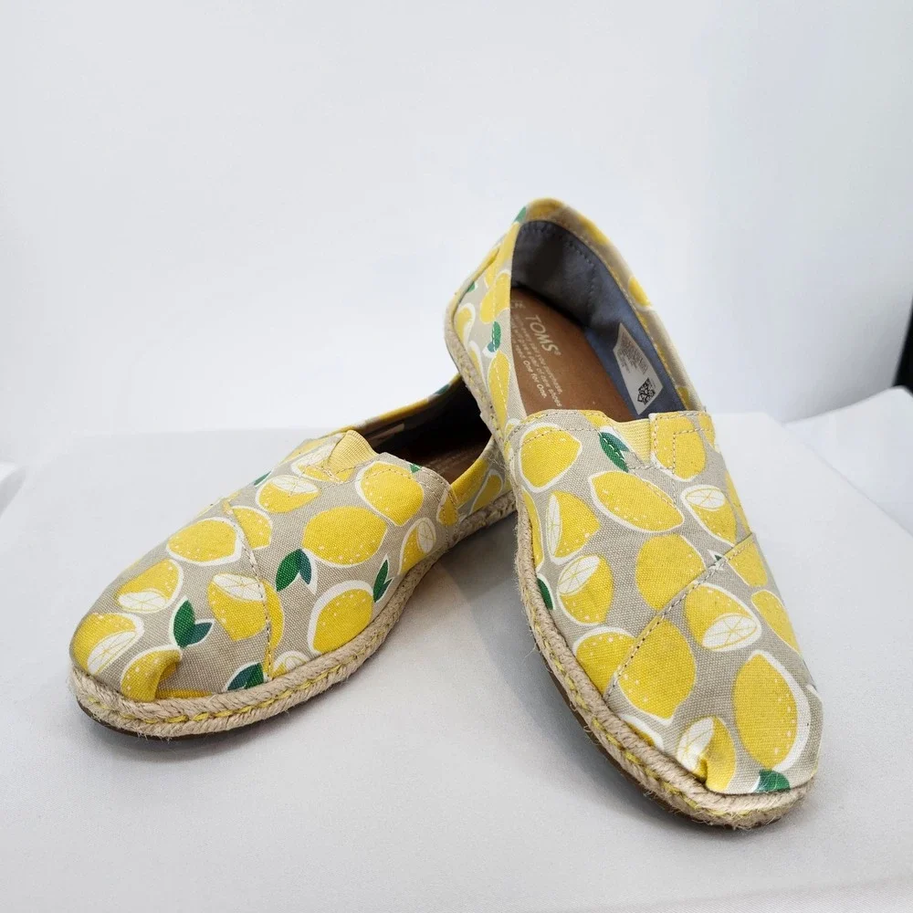 Toms Yellow Lemon AOP Slip On‎ Shoes Espadrille Flats Womens 7.5 Preppy Summer